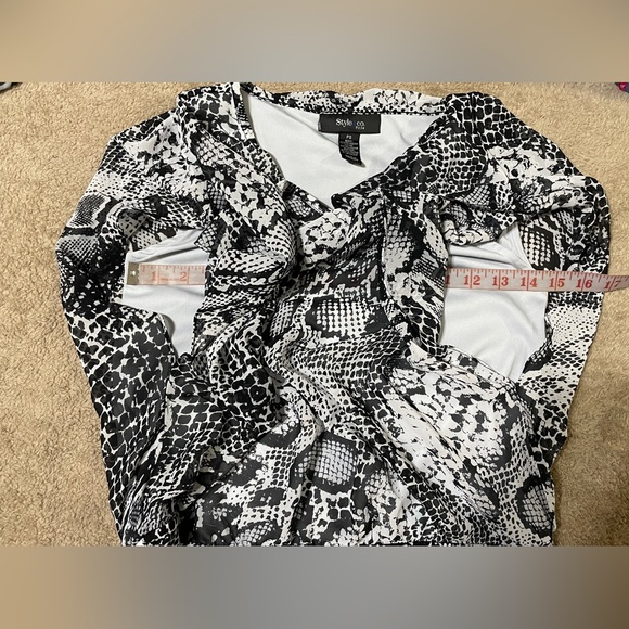 Blouse Size PS Style & Co - Picture 5 of 7